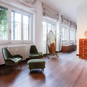 Lovely - Beautiful Loft With Terrace In Porta Romana Milan